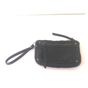 Billabong wristlet
