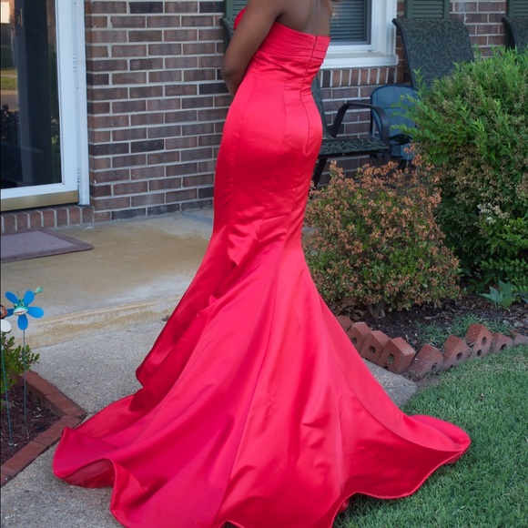 Prom dress #2 - Picture 2 of 4