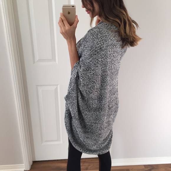 Sold • Black Cocoon Thick Knit Sweater - Picture 3 of 4