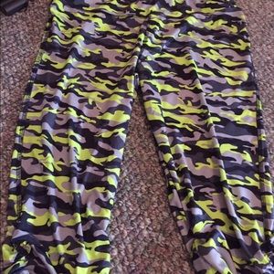 Workout capris size xl