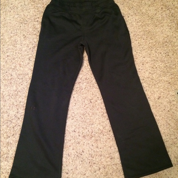 Black Under Armour sweatpants - medium