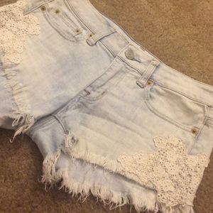 TRADED Shorts, Skirt, Bras bundle💖