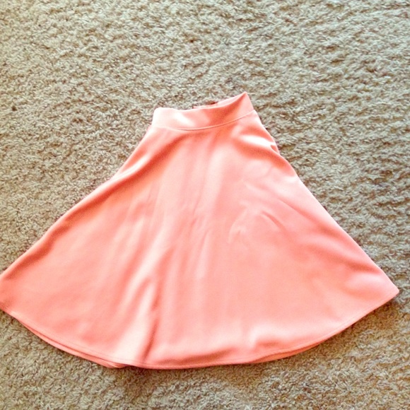 PEACH SKATER SKIRT