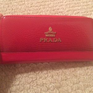 Prade wallet