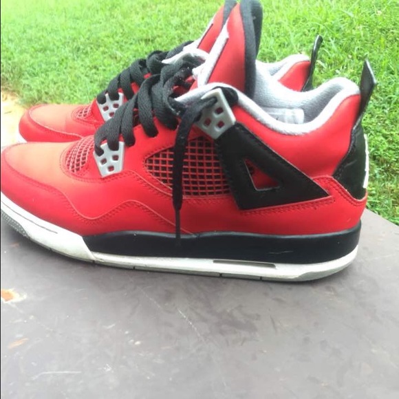 Jordan 4 toro bravo - Picture 2 of 3