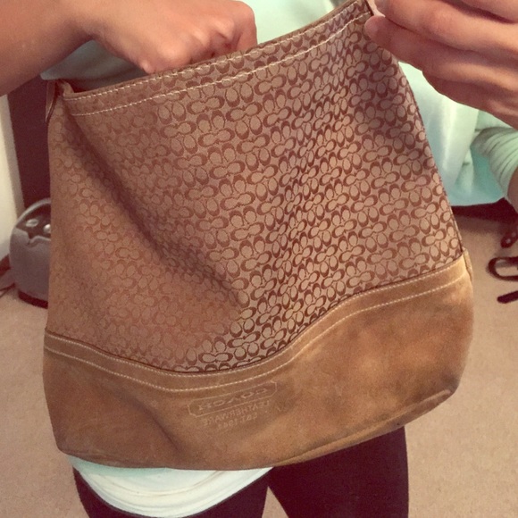 MAKE OFFER 🎉 Authentic Coach Bag