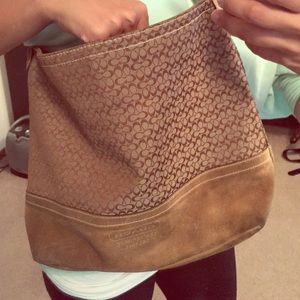 MAKE OFFER 🎉 Authentic Coach Bag