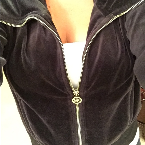 Sold - Picture 2 of 4