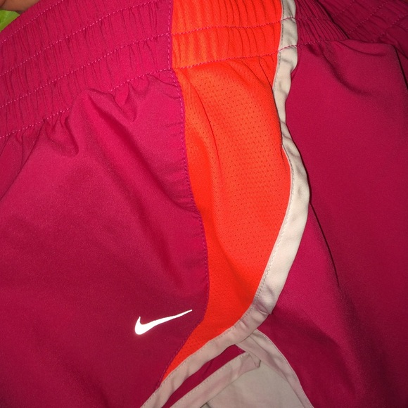 Nike Shorts - Picture 4 of 4