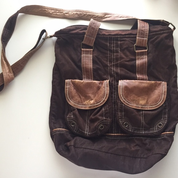 Slouchy shoulder bag