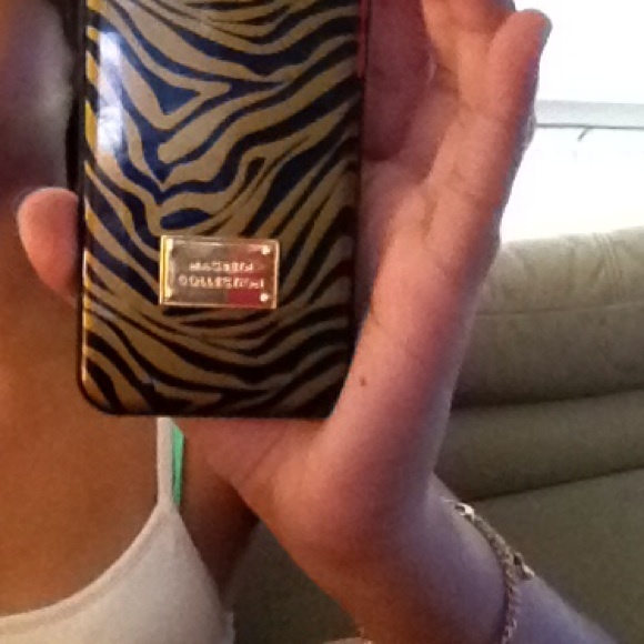 iPhone 5c case - Picture 2 of 4