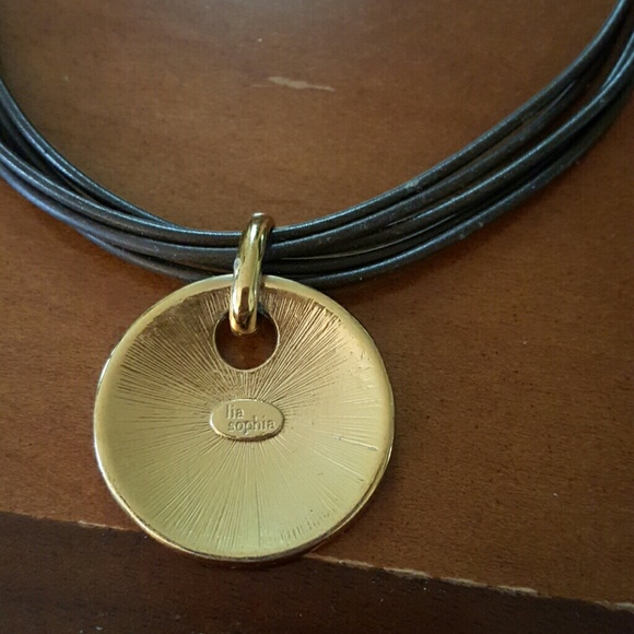 Lia Sophia necklace euc - Picture 3 of 4