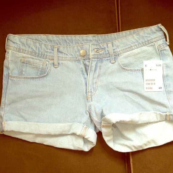 H&M Jean shorts-BRAND NEW-