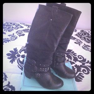 Knee High Boots with small Heel