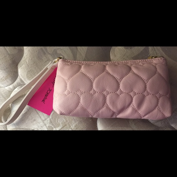 ❌Sold❌Betsey Johnson Be Mine Wrislet BowPink Blush - Picture 2 of 4