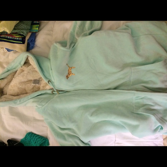 Victoria's Secret pink sweatshirt