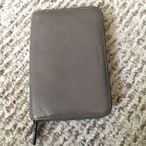 Coach Men's line IPhone 4/4s wallet
