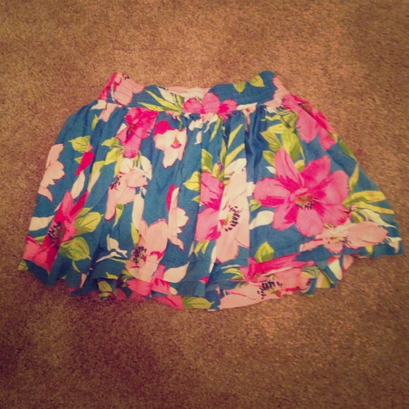 Hollister floral skirt