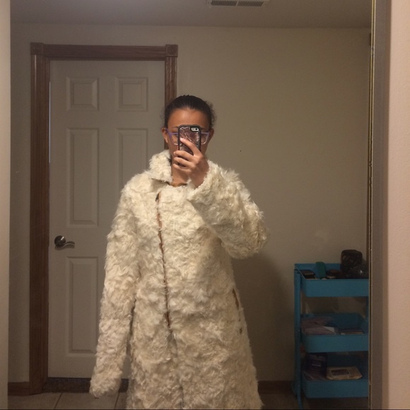 FENDI Sheepskin Coat - Picture 3 of 3