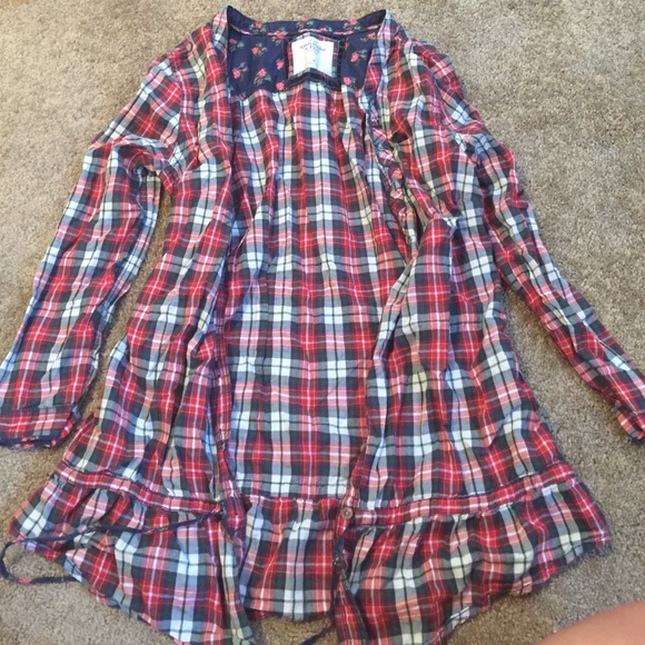 3 quarter sleeve flannel, size M
