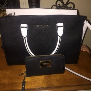 SOLD!!!Authentic mk set