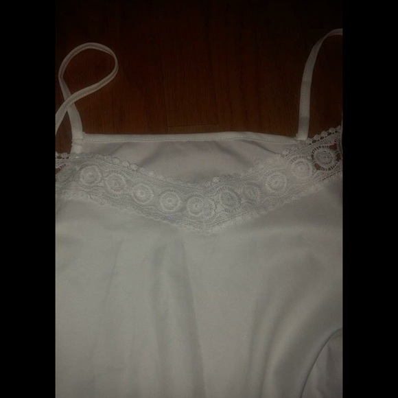 Beautiful romper - Picture 4 of 4