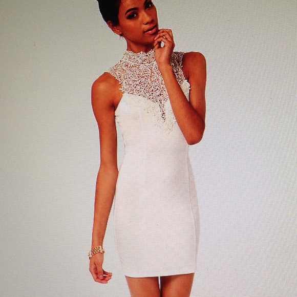 Renaissance court lace ivory dress