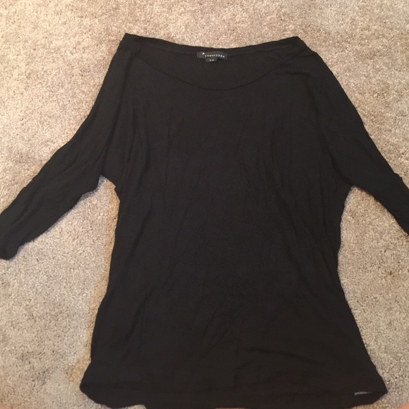 Black shirt, size S.