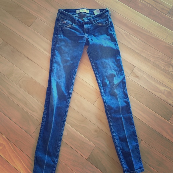 Hollister skinny jeans