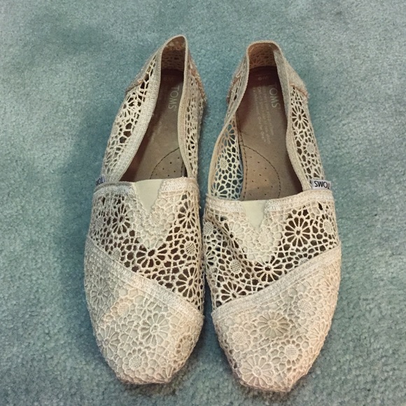 TOMS off white crochet slip-one - size 9 - Picture 1 of 4