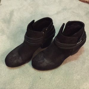 Crown Vintage Black Booties - Size 9