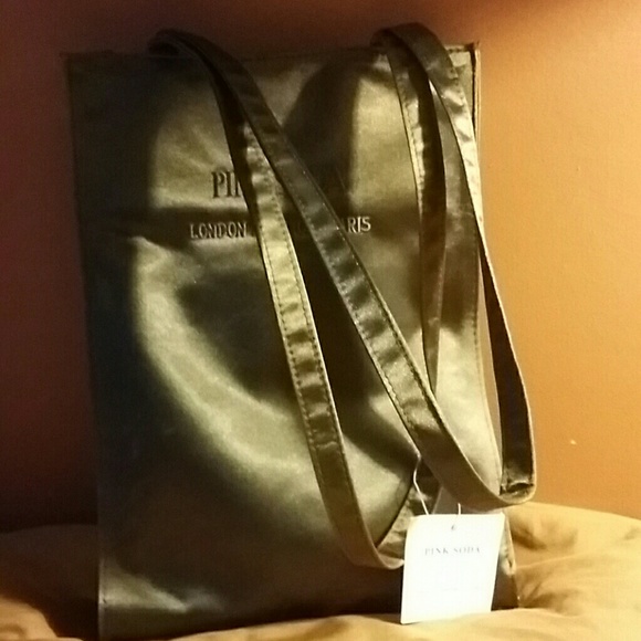 Handbag - Picture 2 of 3