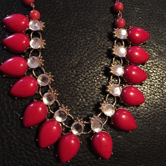 Jewelry Set - Picture 3 of 4