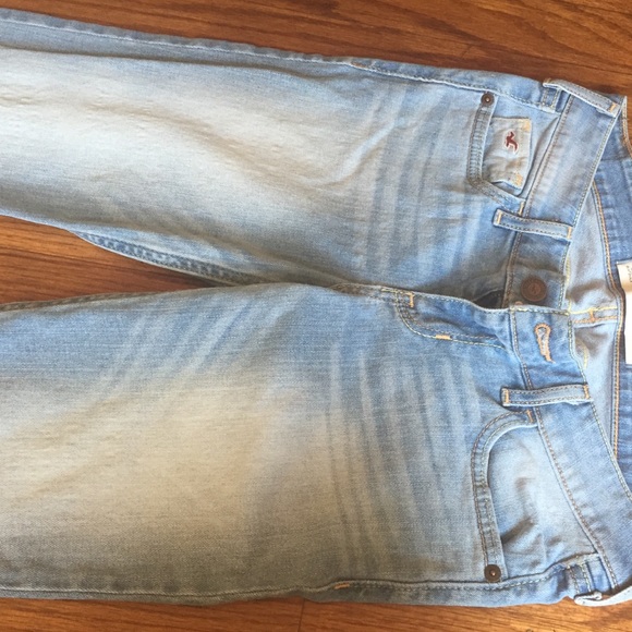 Hollister jeans