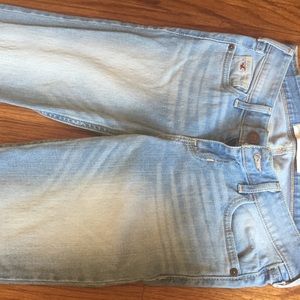 Hollister jeans
