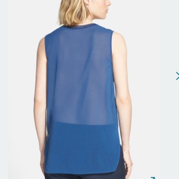 1 HR SALE NWT $195 Vince Silk Blend Top Royal Blue - Picture 2 of 3