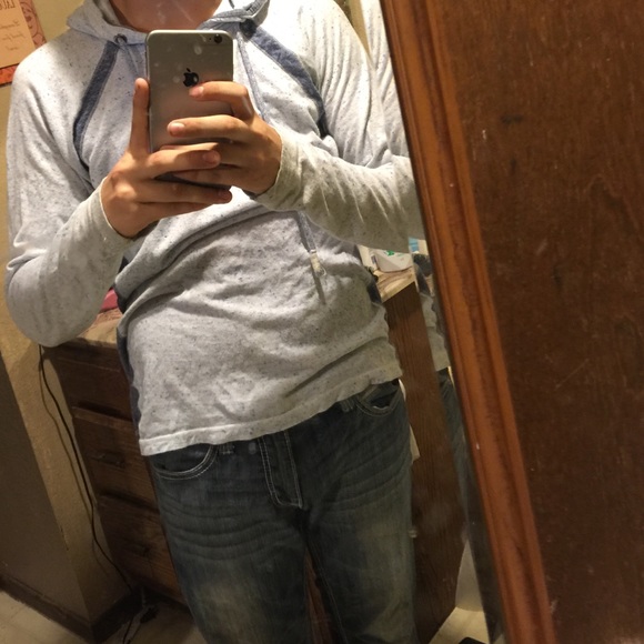 Size Small BKE hoodie shirt.