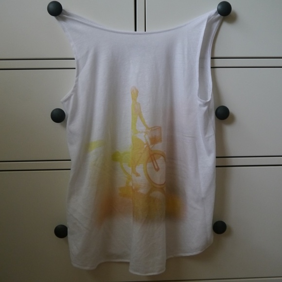 Graphic tank top
