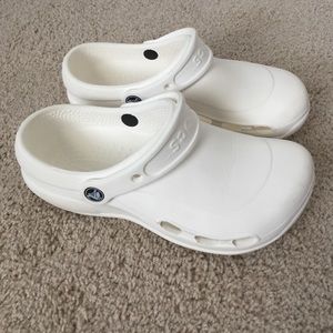 Nursing Crocs