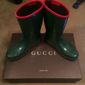 MENS GUCCI RAIN BOOTS (unisex men's 9)