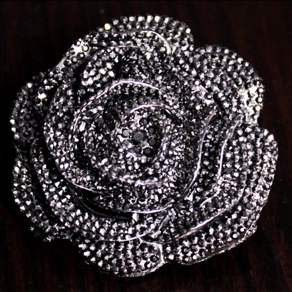 A rose pin