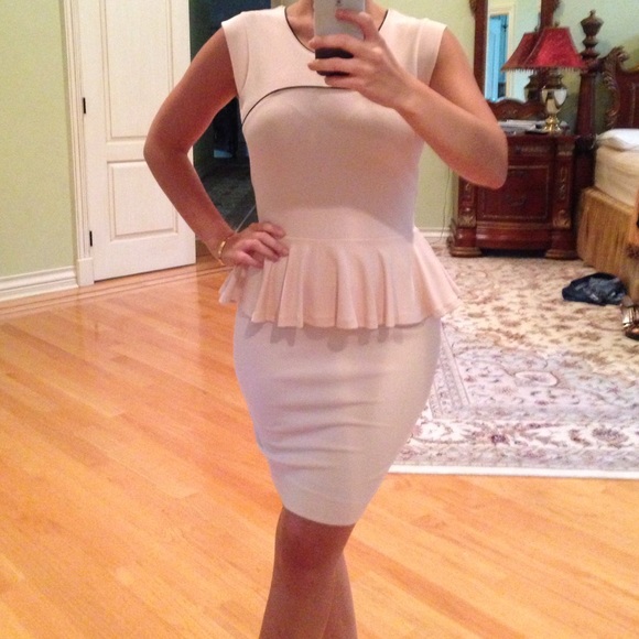 Beautiful French connection dress!