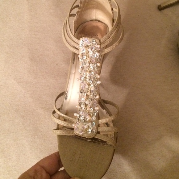 Ivory Heels! 👠 - Picture 2 of 3