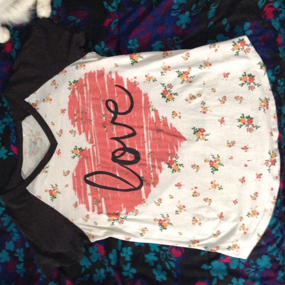 Lovely floral t-shirt