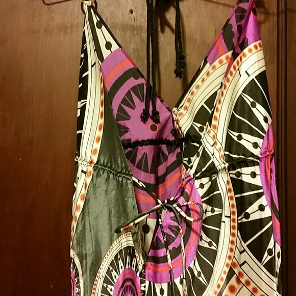 Geoprint Hankercheif Hem Halter Top - Picture 3 of 3