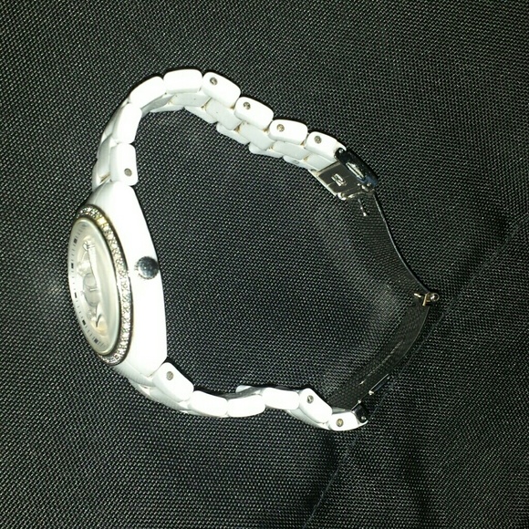 Fossil Watch - Picture 2 of 3