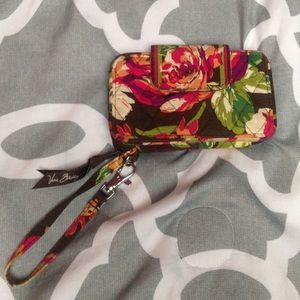 Vera Bradley Smartphone Wristlet!