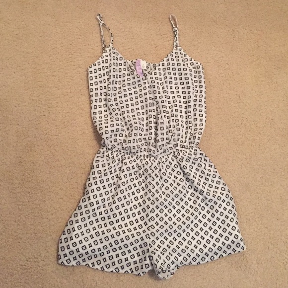 Black and white printed romper