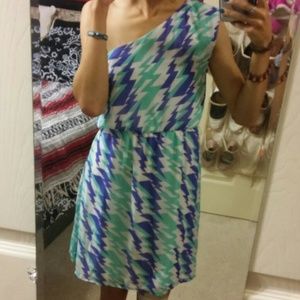 NWT One-shoulder dress💙