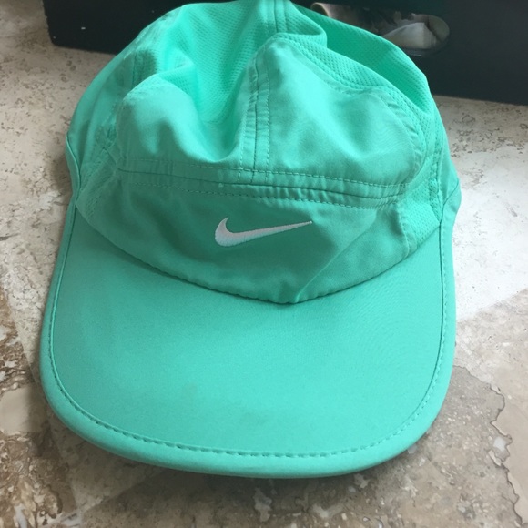 mint nike hat